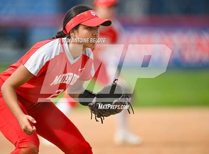 Thumbnail 3 in Mater Dei @ Los Alamitos photogallery.