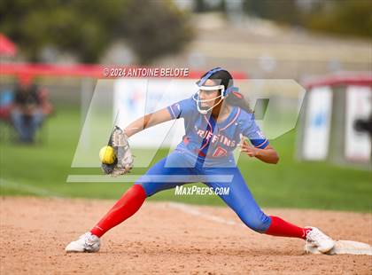 Thumbnail 3 in Mater Dei @ Los Alamitos photogallery.