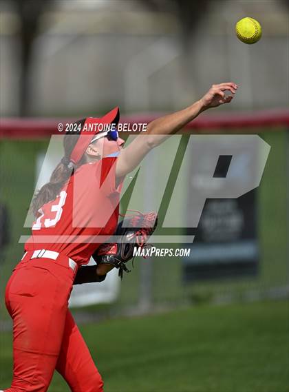 Thumbnail 3 in Mater Dei @ Los Alamitos photogallery.