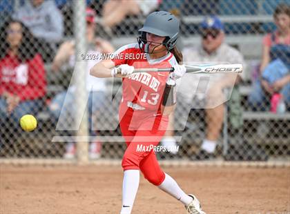 Thumbnail 2 in Mater Dei @ Los Alamitos photogallery.