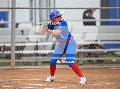 Thumbnail 1 in Mater Dei @ Los Alamitos photogallery.