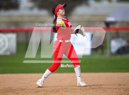Thumbnail 2 in Mater Dei @ Los Alamitos photogallery.