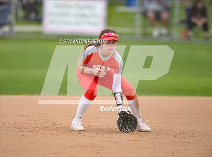 Thumbnail 3 in Mater Dei @ Los Alamitos photogallery.