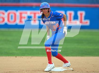 Thumbnail 3 in Mater Dei @ Los Alamitos photogallery.