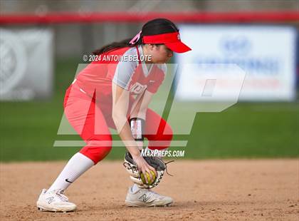 Thumbnail 1 in Mater Dei @ Los Alamitos photogallery.