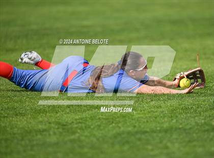 Thumbnail 3 in Mater Dei @ Los Alamitos photogallery.