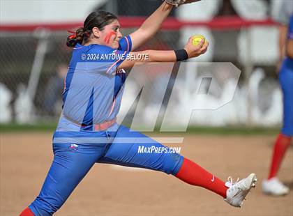 Thumbnail 3 in Mater Dei @ Los Alamitos photogallery.