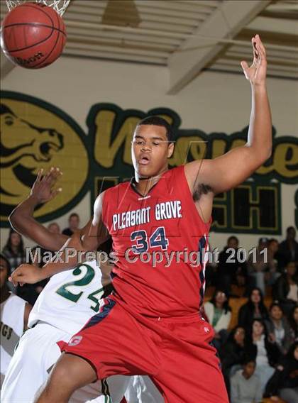 Thumbnail 2 in Pleasant Grove vs. Monterey Trail (Mark Macres Tournament) photogallery.