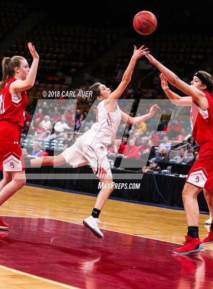 Thumbnail 1 in Regis Jesuit vs. Lakewood (CHSAA 5A Final Four) photogallery.