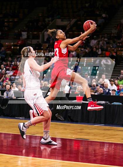 Thumbnail 3 in Regis Jesuit vs. Lakewood (CHSAA 5A Final Four) photogallery.
