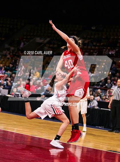 Thumbnail 3 in Regis Jesuit vs. Lakewood (CHSAA 5A Final Four) photogallery.