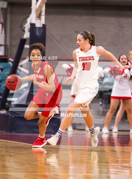Thumbnail 2 in Regis Jesuit vs. Lakewood (CHSAA 5A Final Four) photogallery.