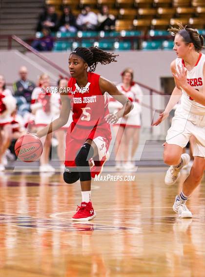 Thumbnail 3 in Regis Jesuit vs. Lakewood (CHSAA 5A Final Four) photogallery.