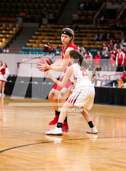 Thumbnail 3 in Regis Jesuit vs. Lakewood (CHSAA 5A Final Four) photogallery.