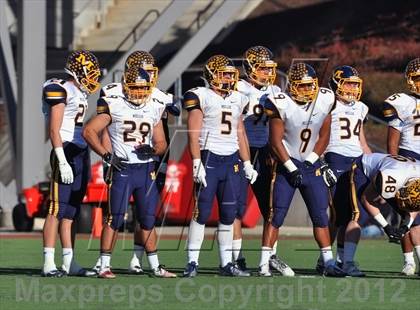 Thumbnail 2 in Archbishop Moeller vs. Lakota East (OHSAA D1 Region 4 Playoffs) photogallery.