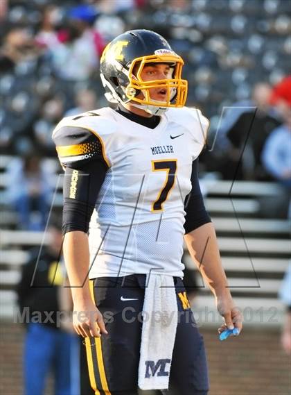 Thumbnail 2 in Archbishop Moeller vs. Lakota East (OHSAA D1 Region 4 Playoffs) photogallery.