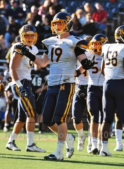 Thumbnail 3 in Archbishop Moeller vs. Lakota East (OHSAA D1 Region 4 Playoffs) photogallery.
