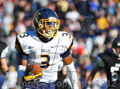 Thumbnail 2 in Archbishop Moeller vs. Lakota East (OHSAA D1 Region 4 Playoffs) photogallery.