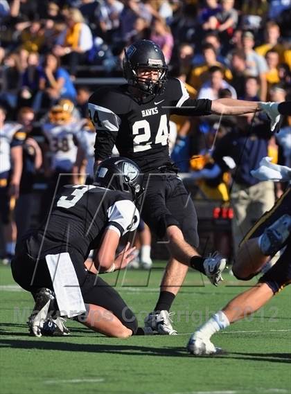 Thumbnail 3 in Archbishop Moeller vs. Lakota East (OHSAA D1 Region 4 Playoffs) photogallery.