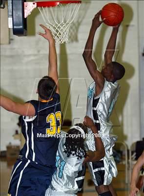 Thumbnail 2 in Oak Ridge vs. Deer Valley (Gridley Invit.) photogallery.