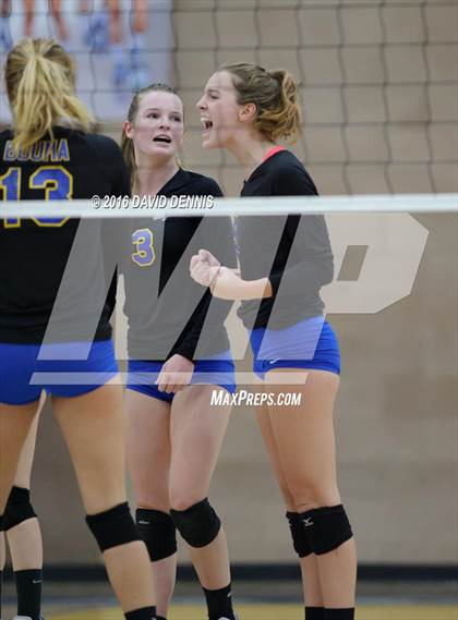 Thumbnail 2 in Santa Ynez @ Bakersfield Christian (CIF State Division III 1st Round) photogallery.