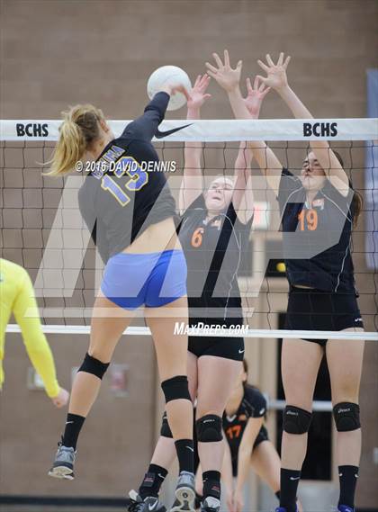 Thumbnail 1 in Santa Ynez @ Bakersfield Christian (CIF State Division III 1st Round) photogallery.
