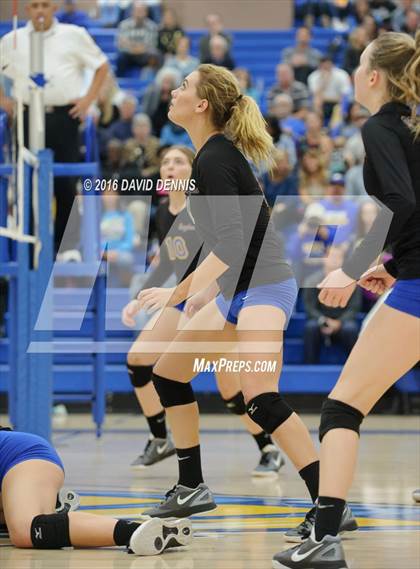Thumbnail 1 in Santa Ynez @ Bakersfield Christian (CIF State Division III 1st Round) photogallery.