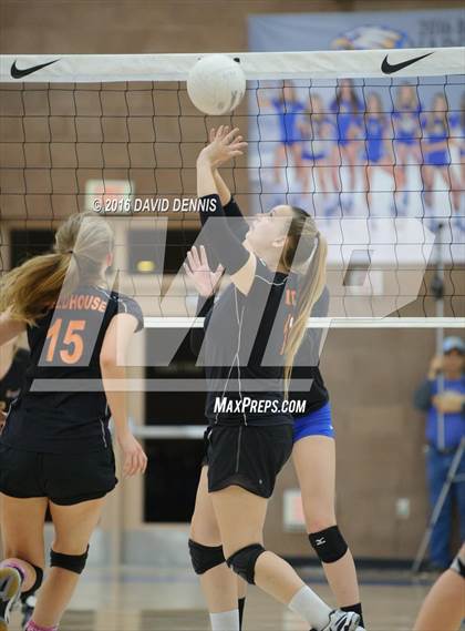 Thumbnail 1 in Santa Ynez @ Bakersfield Christian (CIF State Division III 1st Round) photogallery.