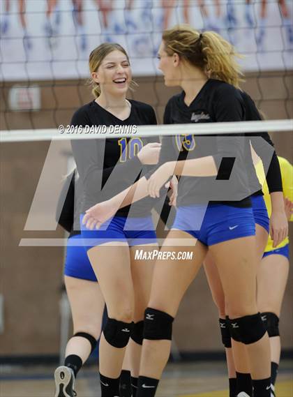 Thumbnail 2 in Santa Ynez @ Bakersfield Christian (CIF State Division III 1st Round) photogallery.