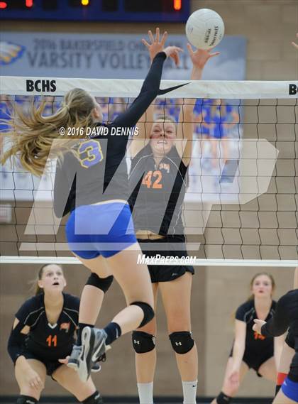 Thumbnail 1 in Santa Ynez @ Bakersfield Christian (CIF State Division III 1st Round) photogallery.