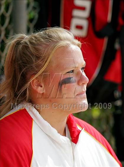 Thumbnail 3 in Corona vs. Norwalk photogallery.