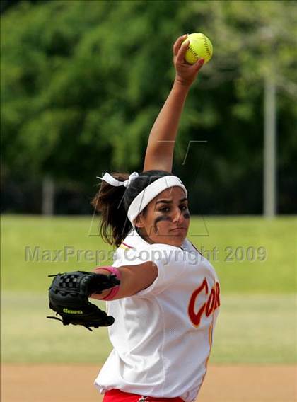 Thumbnail 2 in Corona vs. Norwalk photogallery.