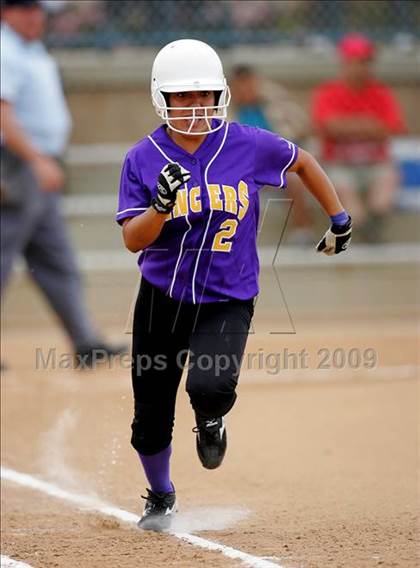 Thumbnail 1 in Corona vs. Norwalk photogallery.