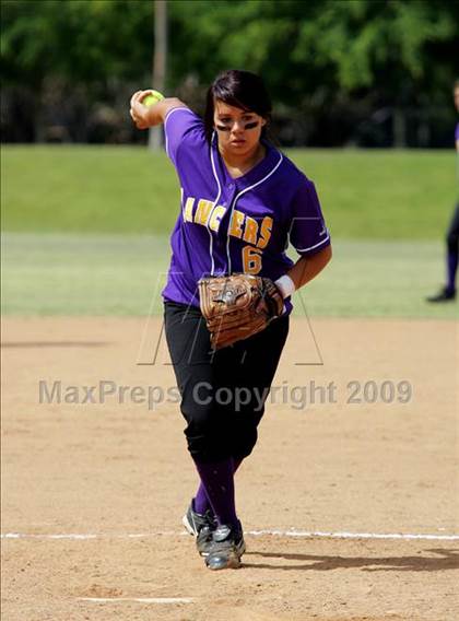 Thumbnail 1 in Corona vs. Norwalk photogallery.
