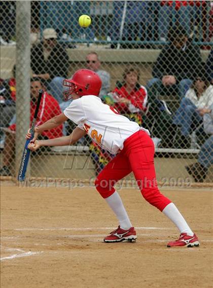 Thumbnail 2 in Corona vs. Norwalk photogallery.
