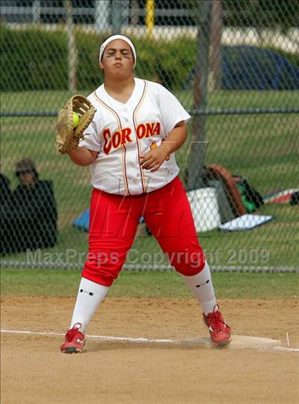 Thumbnail 2 in Corona vs. Norwalk photogallery.