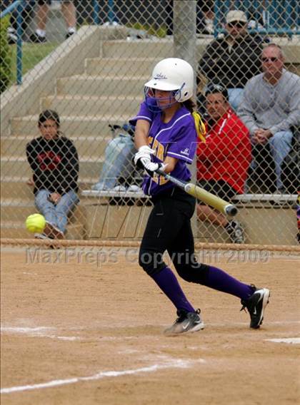 Thumbnail 2 in Corona vs. Norwalk photogallery.