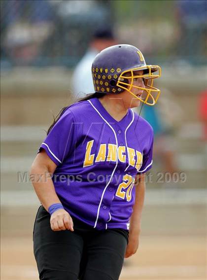 Thumbnail 1 in Corona vs. Norwalk photogallery.
