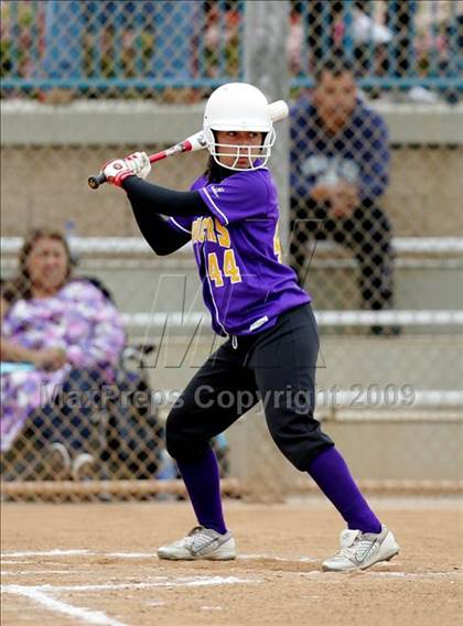 Thumbnail 2 in Corona vs. Norwalk photogallery.