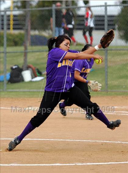 Thumbnail 1 in Corona vs. Norwalk photogallery.