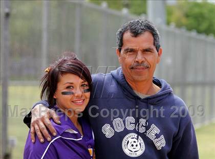Thumbnail 3 in Corona vs. Norwalk photogallery.