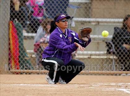 Thumbnail 2 in Corona vs. Norwalk photogallery.
