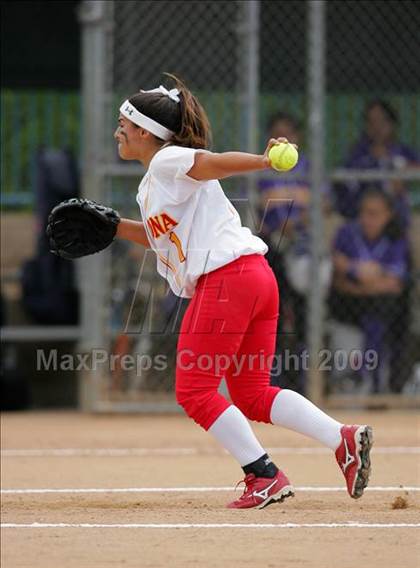Thumbnail 3 in Corona vs. Norwalk photogallery.