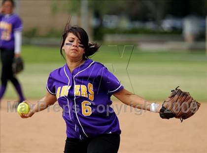 Thumbnail 1 in Corona vs. Norwalk photogallery.