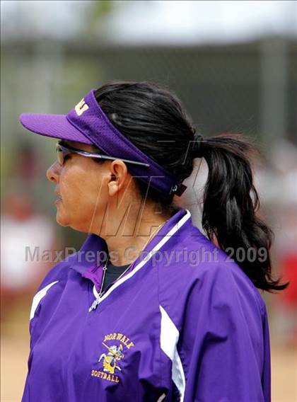 Thumbnail 2 in Corona vs. Norwalk photogallery.