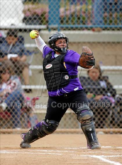 Thumbnail 2 in Corona vs. Norwalk photogallery.