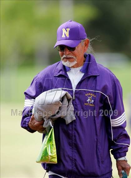 Thumbnail 3 in Corona vs. Norwalk photogallery.