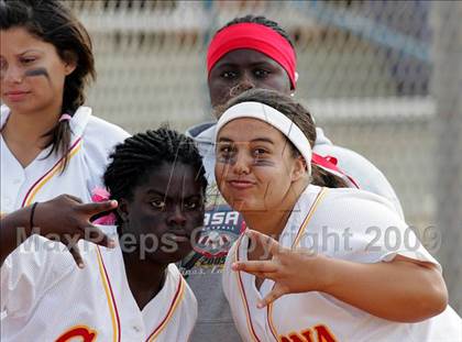 Thumbnail 3 in Corona vs. Norwalk photogallery.