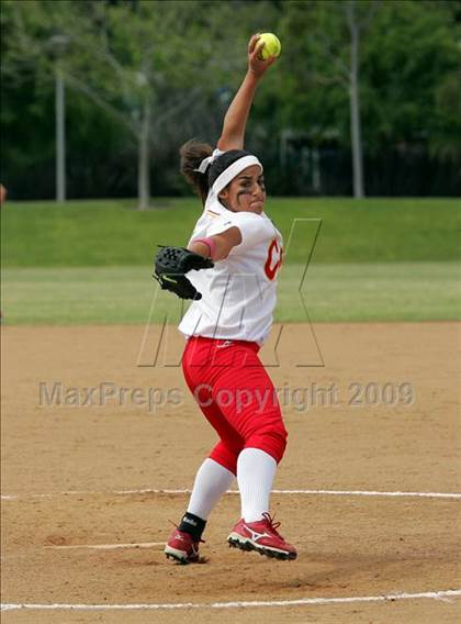 Thumbnail 3 in Corona vs. Norwalk photogallery.