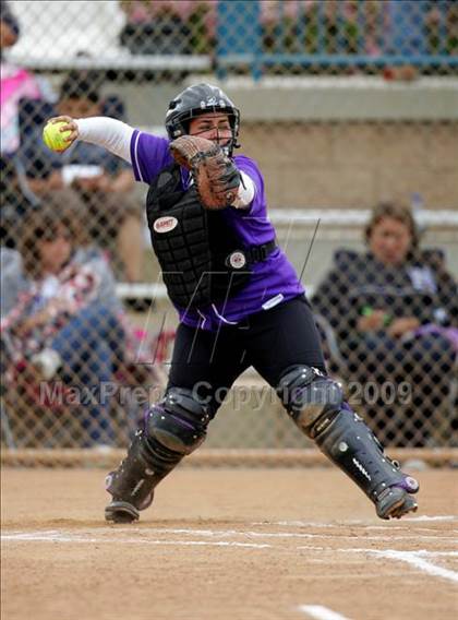 Thumbnail 1 in Corona vs. Norwalk photogallery.